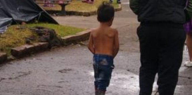 Niño Embera