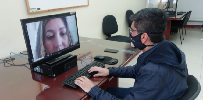 Inspectores de Policía de Puente Aranda presiden audiencias virtuales para beneficio de la comunidad Inspectores de Policía de Puente Aranda presiden audiencias virtuales para beneficio de la comunidad