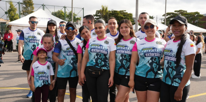 En Puente Aranda se realizó la primera carrera contra el delito del secuestro y la extorsión En Puente Aranda se realizó la primera carrera contra el delito del secuestro y la extorsión