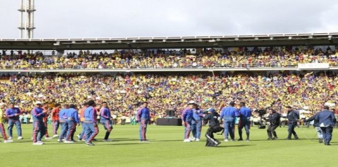 Deberán contar con Deberán contar con