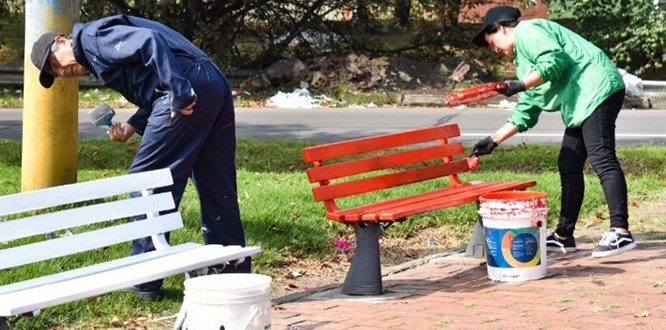 Recuperando los parques de la localidad