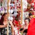 El alcalde Víctor Cruz apoya la Feria Navideña de comerciantes en San Andresito de la 38